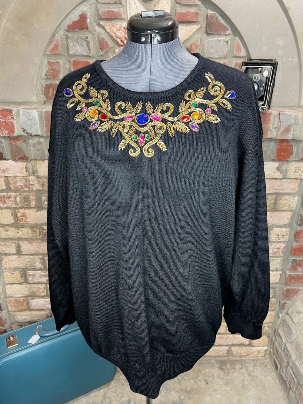 Liz Claiborne 1980s beaded statement sweater shoulder pads black gold
